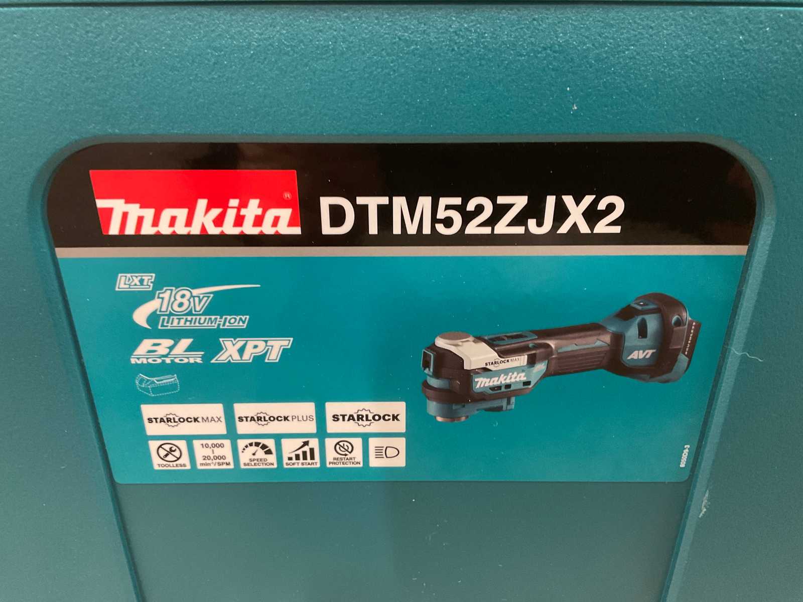 makita-dtm52zjx2-accu-multitool-body-in-mbox