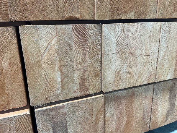 4x-redvision-paal-geschaafd-verlijmd-300x20x20-cm