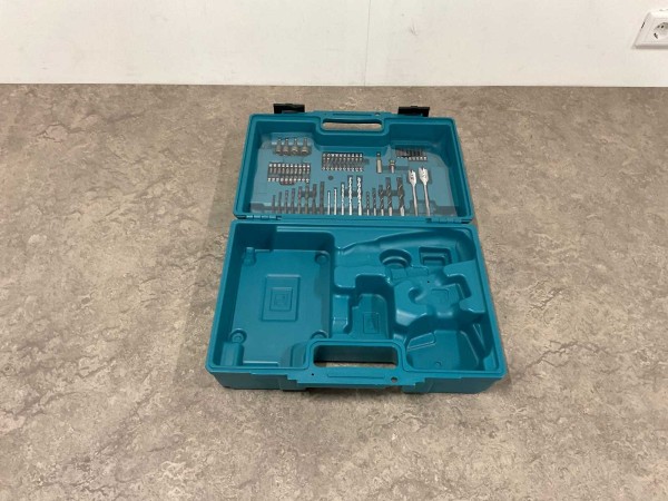 makita-gereedschapskoffer-met-boor-en-bit-set-74-delig