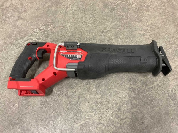 milwaukee-m18-fsz-accu-reciprozaag-body