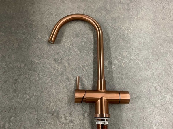 franke-helix-industrial-copper-3-in-1-kokend-water-kraan