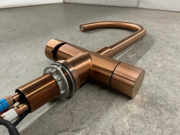 franke-helix-industrial-copper-3-in-1-kokend-water-kraan