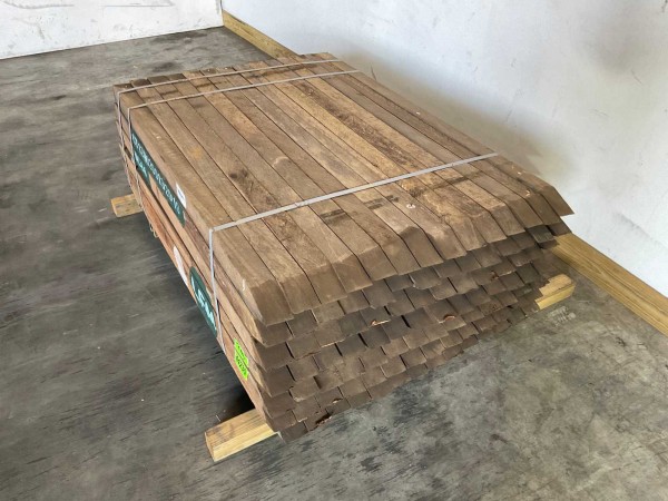 98x-azob-hardhouten-tuinpaal-gepunt-150x7x7-cm