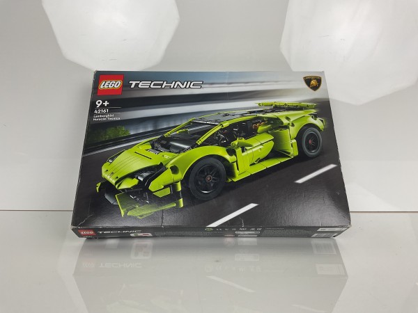 LEGO Technic 42161 Lamborghini Huracán 