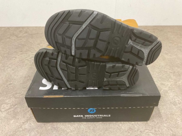 bata-goliath-veiligheidslaars-gevoerd-s3-maat-39