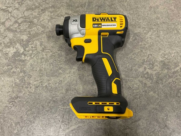 dewalt-accu-slagschroevendraaier-dcf887n-xj