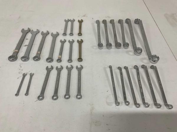 steek-en-ringsleutel-set-28-delig