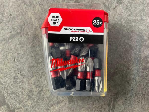 milwaukee-schroefbits-pz2-25mm-25-pack-shockwave-gen-ii