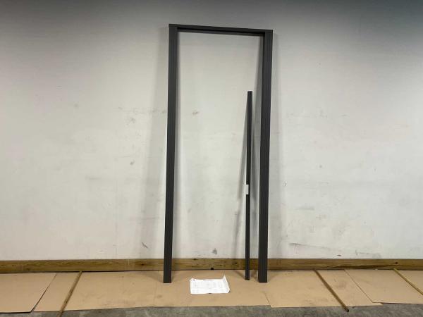 composiet-tuindeur-in-kozijn-houtlook-antraciet-270x108-cm