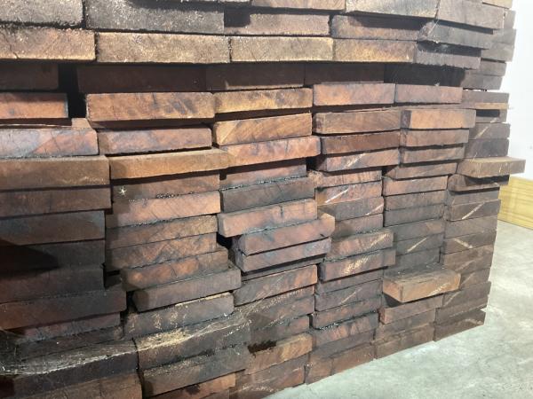 20x-angelim-vermelho-hardhouten-tuinplank-450x10x2-cm