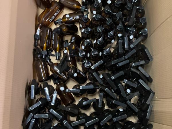 oliesprayflacons-en-drinkglazen-partij