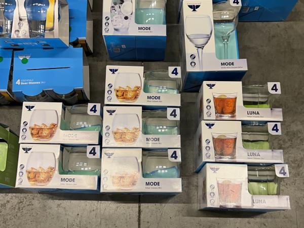 diverse-glaswerk-partij