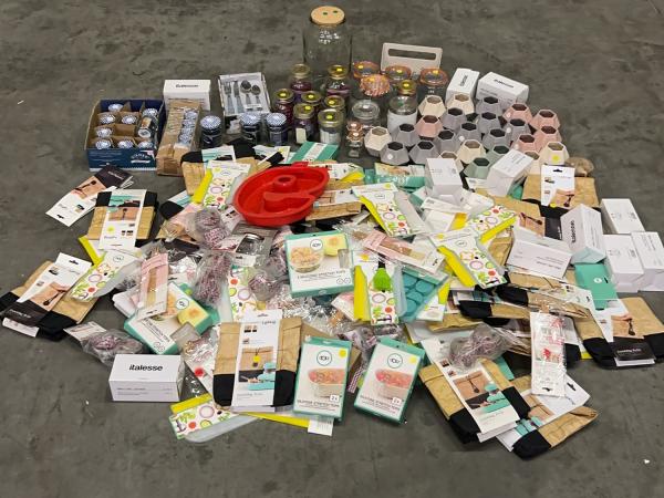 Keuken- en woonaccessoires partij