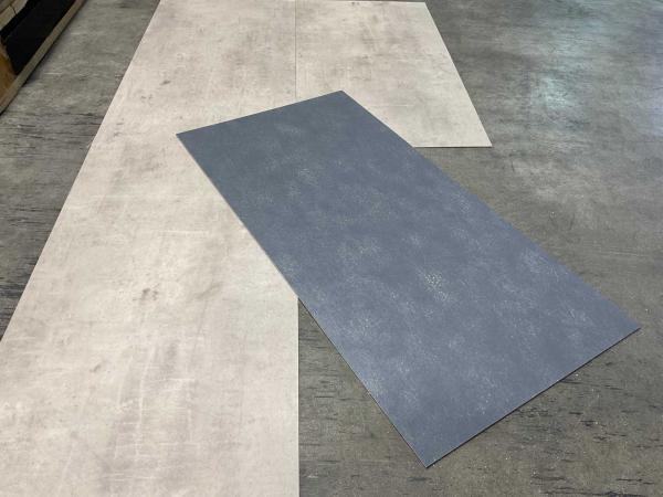 228m-pure-gluedown-vynil-laminaatvloer-betonlook