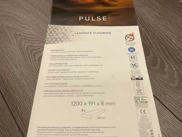 366m-purity-pulse-eiken-antraciet-laminaatvloer