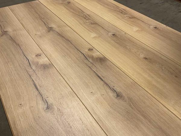 183m-purity-glow-natuurlijk-eiken-laminaatvloer