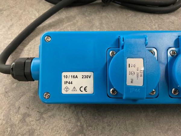 interelek-stekkerdoos-ie10011-s