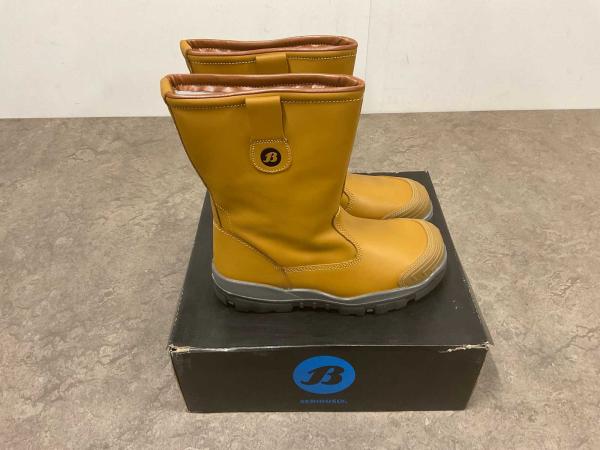 bata-goliath-veiligheidslaars-gevoerd-s3-maat-44