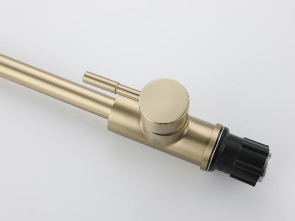 DT9A0143b
