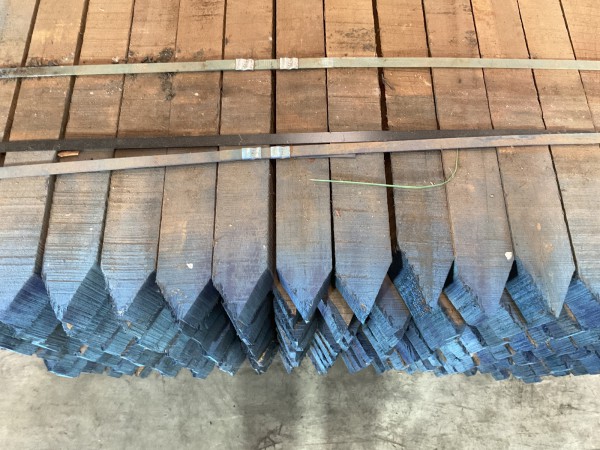 10x-azobé-hardhouten-tuinpaal-gepunt-275x7x7cm