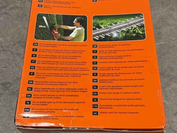 blackdecker-heggenschaar-45cm-18mm-body-gtc1845b-xj