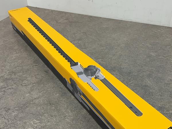 dewalt-heggenschaar-op-steel-opzetstuk-dcmasph6n