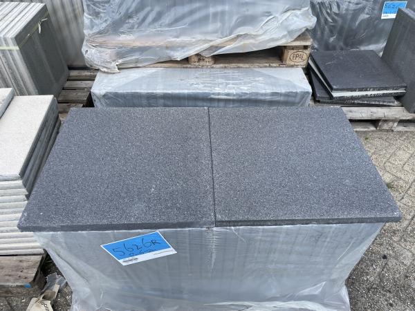 20,16 m2 Terrastegel Bree 60x60x4 antraciet struct. (5626)