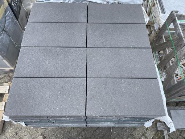 10 m2 Terrastegel Square Tops 50x25x5 antraciet