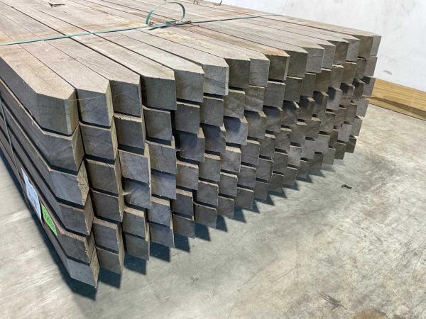 96x-azob-hardhouten-paal-fijnbezaagd-gepunt-250x6x6cm