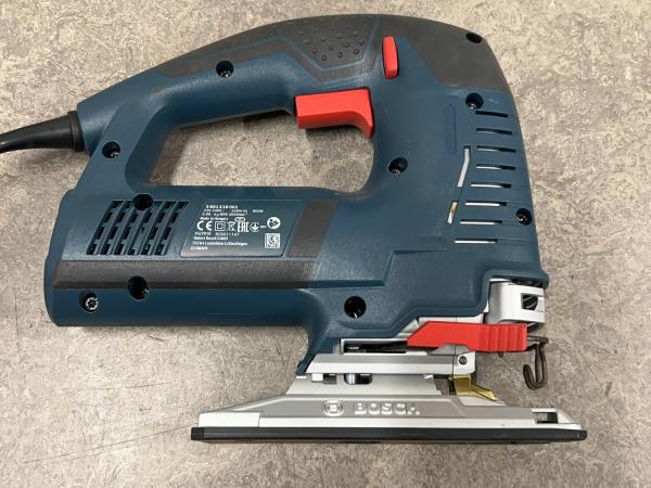 bosch-blauw-decoupeerzaag-gst-160-bce