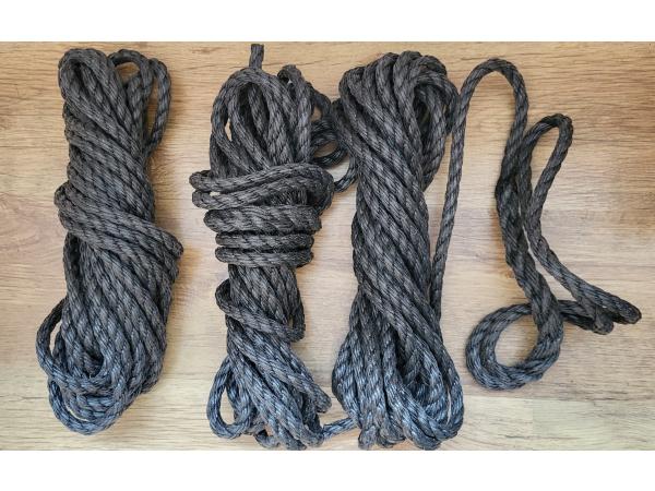 3x zwart pp lijn (1)