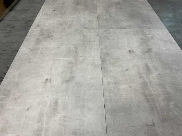 228m-pure-gluedown-vynil-laminaatvloer-betonlook