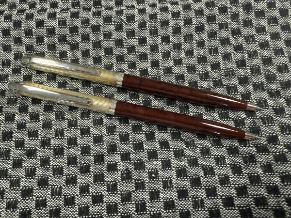 Capitol Vintage Pennenset - 2 delig