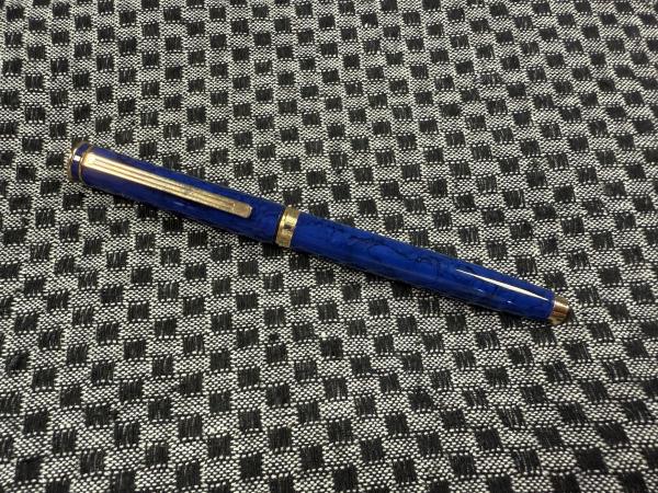 Capitol Vintage Pennen Sets -  Collectors Items