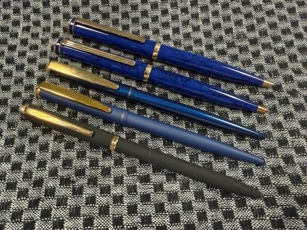 Capitol Vintage Pennen Sets -  Collectors Items