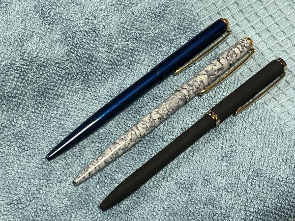 Capitol Vintage Pennen Sets -  Collectors Items