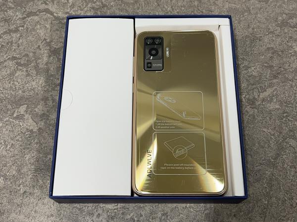 adlwlve-smartphone-m33