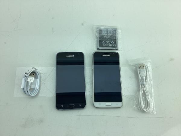 Twee Samsung smartphones - Werking onbekend
