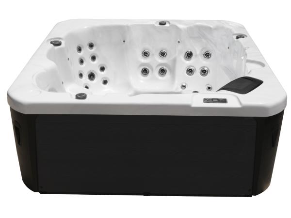5-Persoons Buitenspa (plug and play met 1x 220v stekker)
