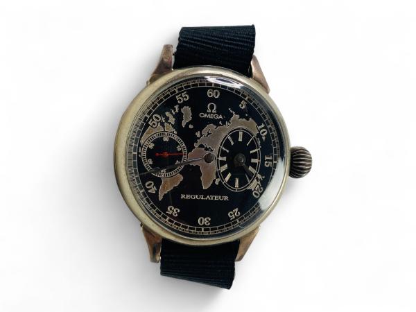 Zeldzaam OMEGA 'Regulateur' met Wereldkaart