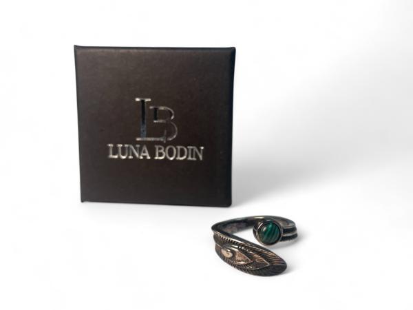 Luna Bodin Zilveren Ring met Uniek Groen Steentje!