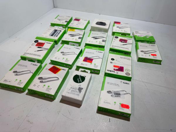 17x Belkin Accessoires Diverse Kabels & Opladers - Retour