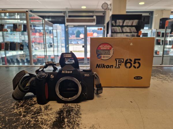 Nikon F65 Spiegelreflex Fotocamera 35mm - In Goede Staat