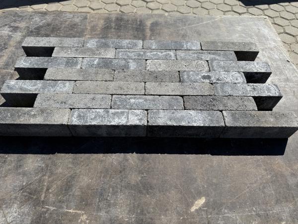 25 M2 Waalformaat Beton Antraciet Getrommeld 20x5x6 Cm
