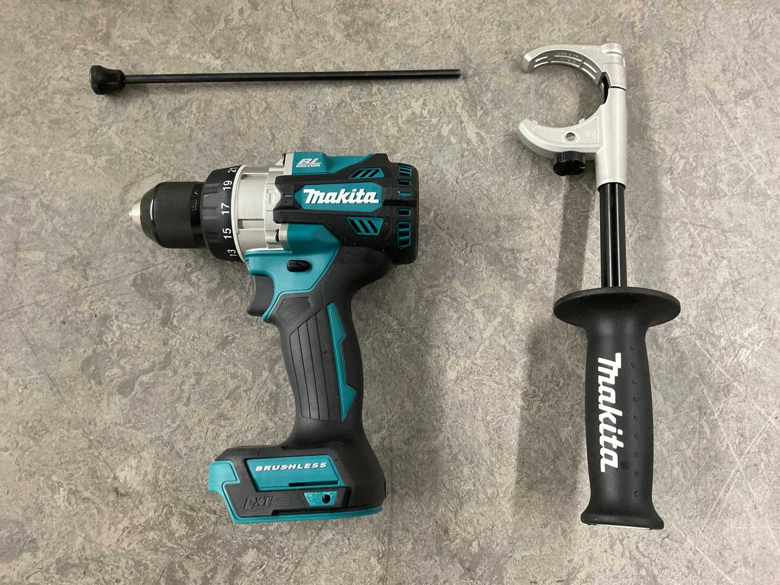 makita-dhp486z-schroefklopboormachine