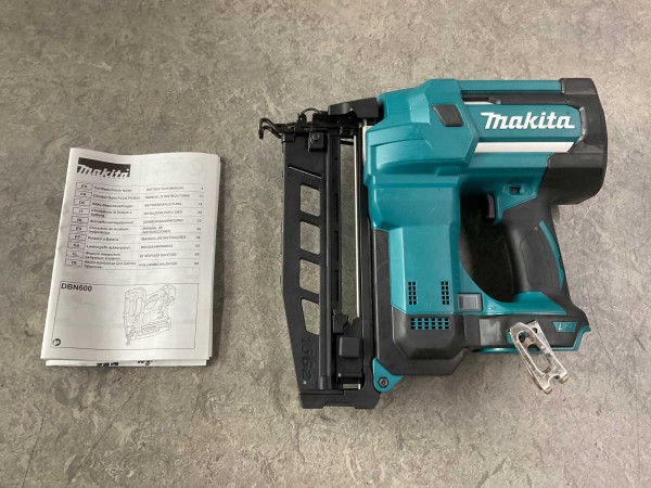 makita-dbn600zj-brad-tacker