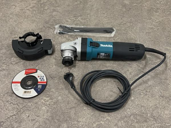 Makita haakse slijper elektrisch ø125mm GA5041C01