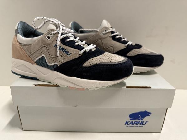 Verzendveiling | Karhu Sneakers
