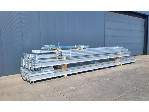 Staalconstructie 16 x 30 mtr