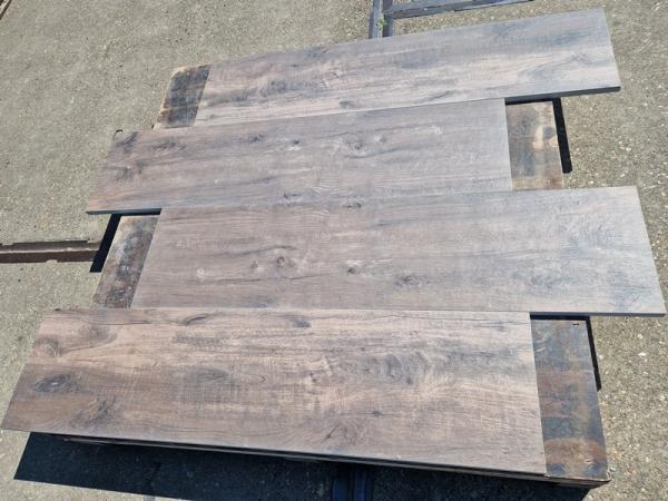 43,2 M2 Keramische Tegel Ligno Brown 30x120x2 Cm